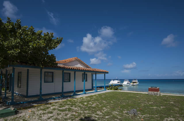 Marinas